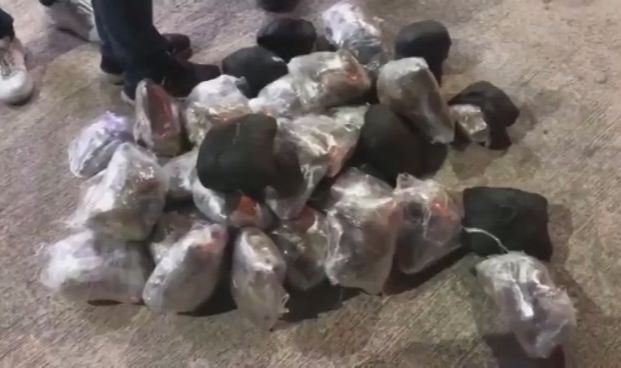 Durdurulan araçtan 32 kilogram uyuşturucu ele geçirildi