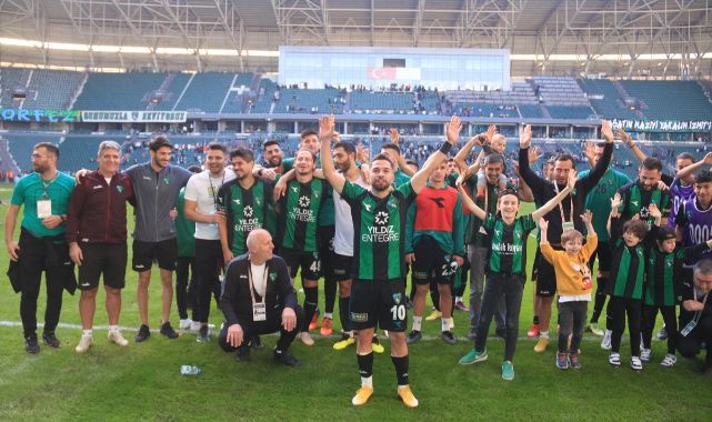 Kırmızı grupta yeni lider Kocaelispor