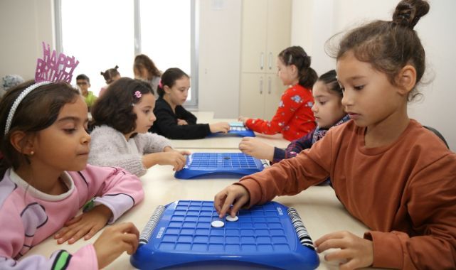 Zekâ oyunları ile kendilerini tanıyorlar