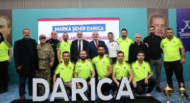 Bizim çocuklarla Darıca’yı spor şehri yapıyoruz