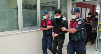 Cinayet davasının zanlıları adliyede