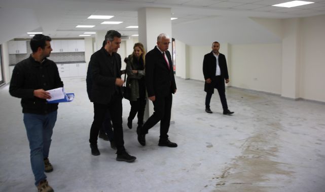 Gündoğdu, Alikahya Gençlik Merkezi’ni inceledi