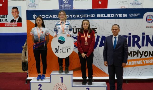 Uzun Mesafe ve Sürat Yarışları nefes kesti