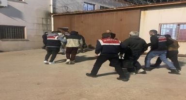 Aranması bulunan 41 şahıs yakalandı