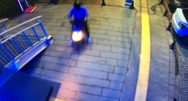Bu kez de motosiklet ile asansöre çarptılar
