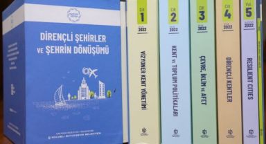 Büyükşehir, 4. Kartepe Zirvesi’ni kitaplaştırdı