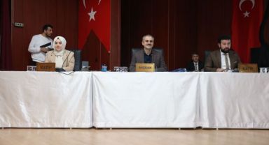 Çayırova’da yılın ilk meclis toplantısı yapıldı