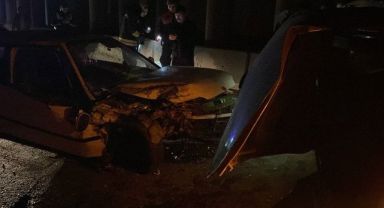 Gebze'de iki otomobil çarpıştı: 1 yaralı