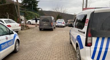 Kız arkadaşına kiralık araçta dehşeti yaşattı