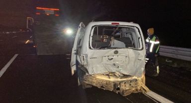KMO'da alkollü sürücü otomobile çarptı: 6 yaralı
