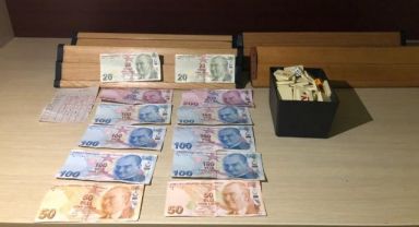 Kumar oynatan işletmeci baltayı taşa vurdu