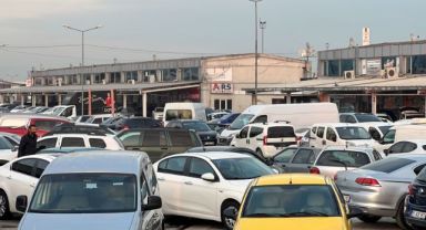 Sıfır araç yokluğu ikinci ele yaradı