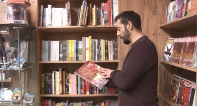 Tüm çizgi kahramanlar bu dükkanda