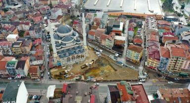 Yeni Mehmet Ali Paşa Camii’ne yeni meydan