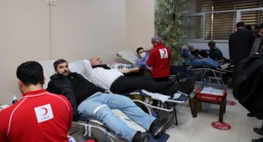 Darıcalılar depremzedeler için kan verdi