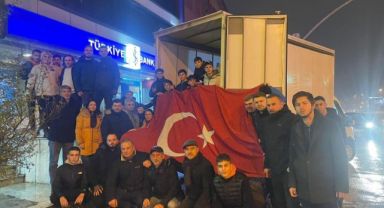 İYİ Parti depremzedeler için çalışıyor