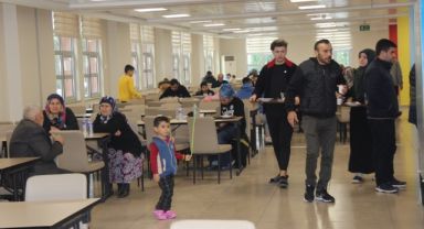 Kocaeli'de kapılar depremzedeler için açıldı