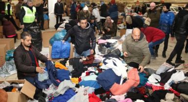Kocaeli deprem bölgesi için tek yürek oldu