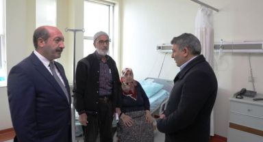 Kubilay ve Şayir, depremzedeleri hastanede ziyaret etti