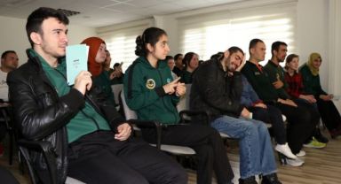 Özel öğrencilere deprem eğitimi