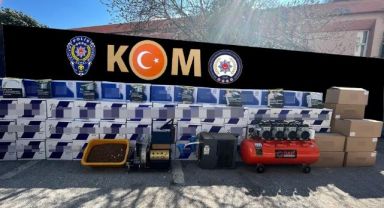 9 adrese polis operasyonu: Milyonlarca makaron ele geçirildi