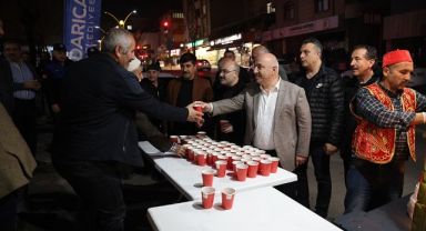 Bıyık, Ramazan'da mahalle mahalle geziyor