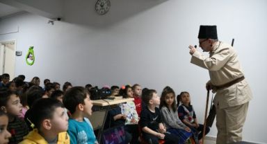 Depremzede çocuklar için moral etkinliği