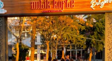 Eski Ramazanlar Maide Restoran ve Antik Köfte’de