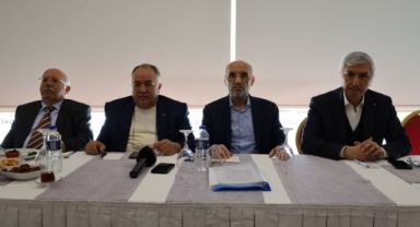 Eski Refah Partililerden Saadet'e sert tepki