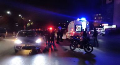 Gebze'de U dönüşü yapan otomobil ile motosiklet çarpıştı