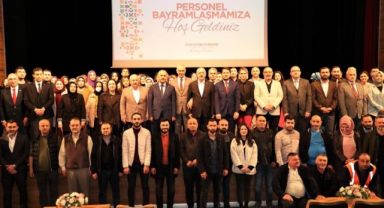 Başkan Büyükgöz, mesai arkadaşlarıyla bayramlaştı
