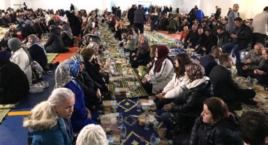 Büyükşehir, Balkanlarda 2 bin kişiye iftar verdi