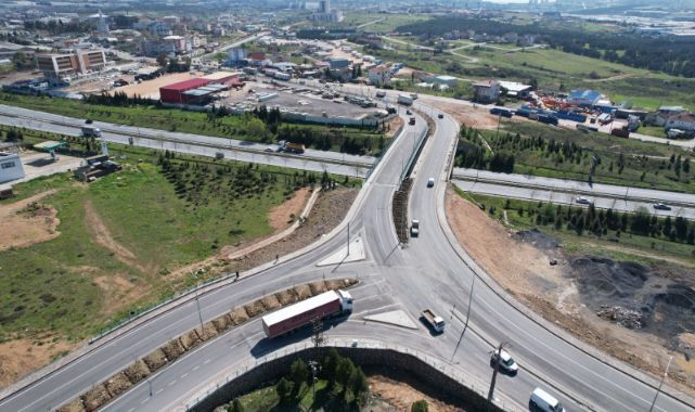Çayırova Turgut Özal Köprüsü trafiği akıcı hale getirdi