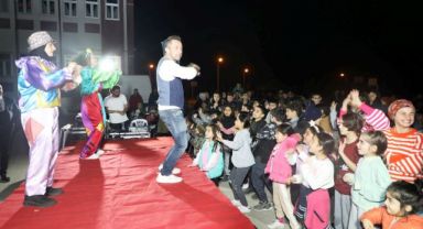 Dilovası'nda çocuklar gönüllerince eğleniyor