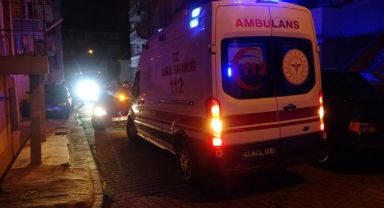 Elektrik panosundan çıkan yangın mahalleliyi sokağa döktü