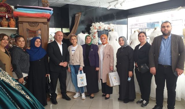 Gülay Artut Darıca’daydı: “İlk turda bu iş tamam”