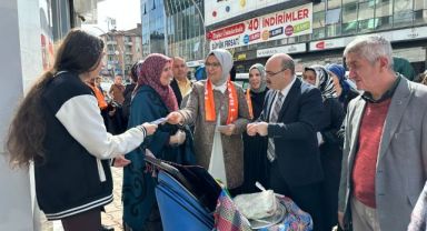 Katırcıoğlu Darıca’da hem üye yaptı hem destek istedi