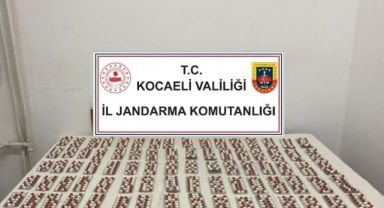 Kocaeli'de bin 115 sentetik ecza hap ele geçirildi