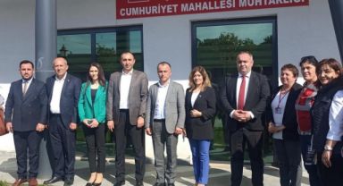 Serap Çakır, Çayırova’da esnaf ve muhtarları ziyaret etti