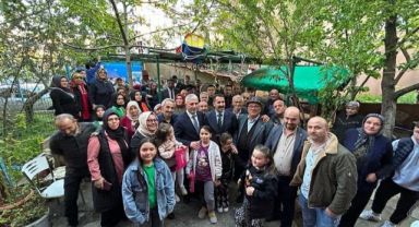 AK Parti Gebze Hürriyet ve Güzeller'e çıkarma yaptı