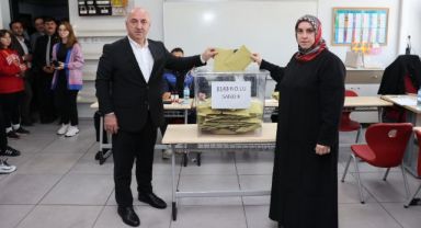 Başkan Bıyık, oyunu kullandı