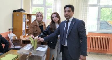 Başkan Bülent Sarı oyunu kullandı