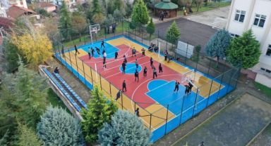 Büyükşehir’den 120 okula basketbol ve voleybol sahası