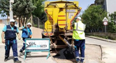 Büyükşehir Yol Bakım Timi her yere yetişiyor
