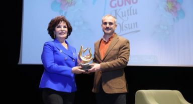 Çayırova’da Anneler Günü kutlandı