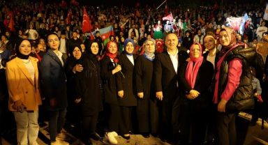 Darıca seçim zaferini kutladı