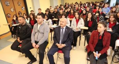 Gebze’de liseli öğrencilere sınav kaygısından kurtulma eğitimi