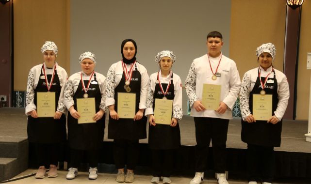 Geleceğin şefleri hünerlerini sergiledi