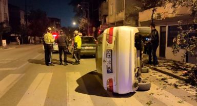 Kaza ihbarına geldiler, araç dışında kimseyi bulamadılar