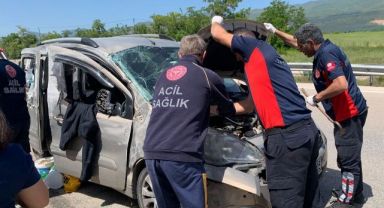 Kocaeli'den Tokat'a giden araç kaza yaptı: 1 ölü, 3 yaralı